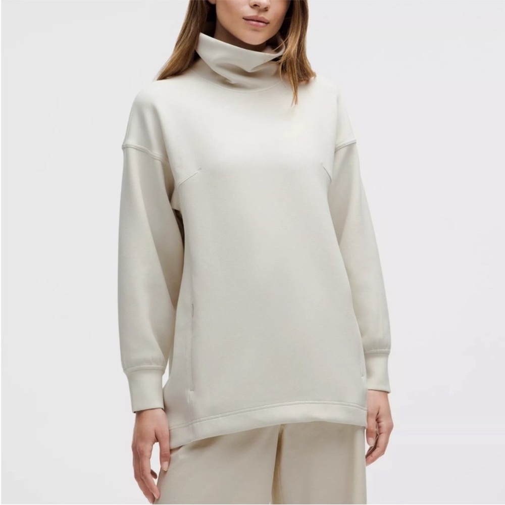 Lululemon Athletica Cream Turtleneck Sweatshirt Women Size 4 Modal Blend Tunic